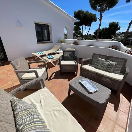 In - El Faro Villa Moraira